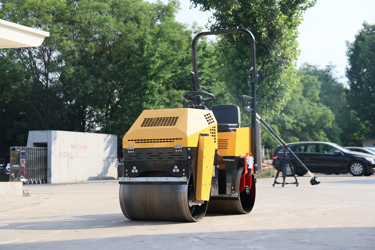 “明星款”小型壓路機(jī)，讓大家的選擇不再“迷路”！